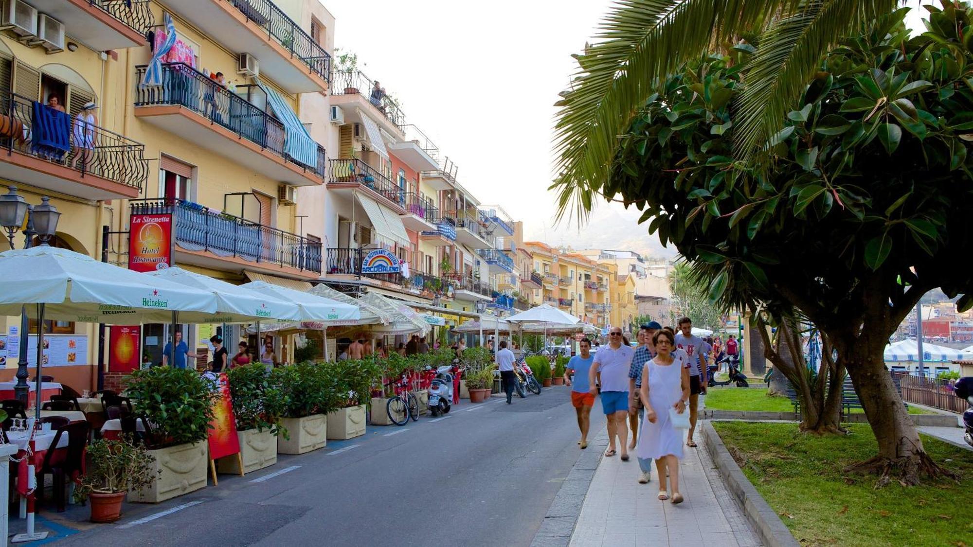 Savoca Apartment Giardini-Naxos Exterior foto